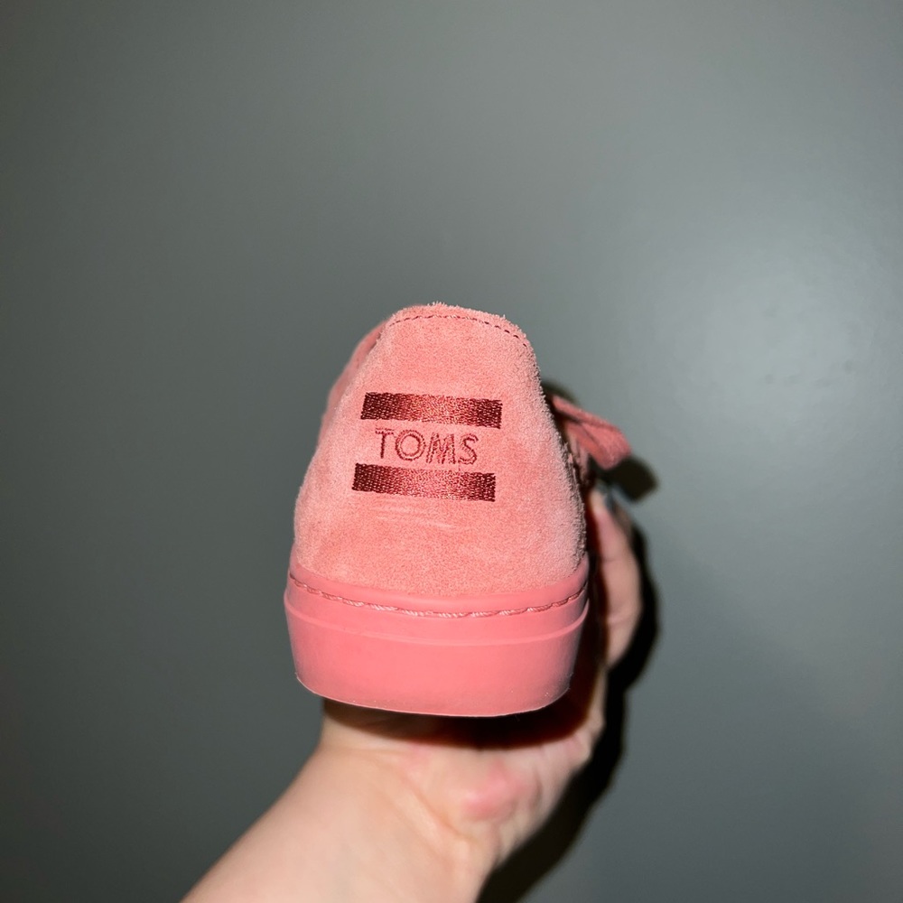 Toms gym shoes